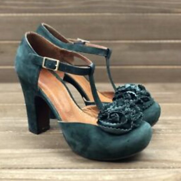 CHIE MIHARA Deep jade suede pumps